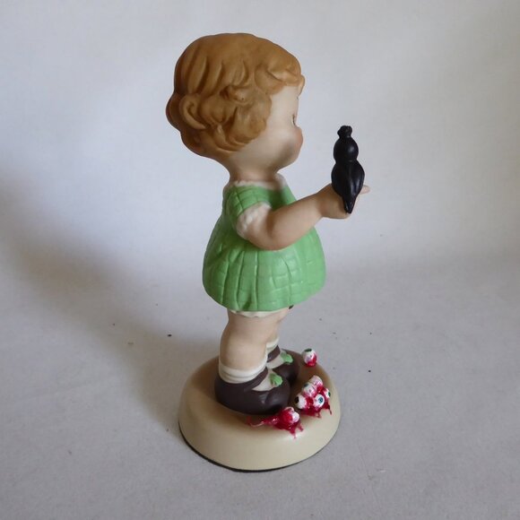 NEW THE BIRDS ALFRED HITCHCOCK CURIOSITIES UPCYCLED GOTHIC HORROR FIGURE ODDITY - Picture 7 of 16